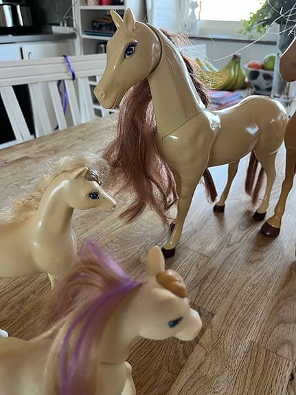 Barbie hästar, 4st.