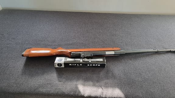 Nytt luftgevär med kikarsikte sikte
