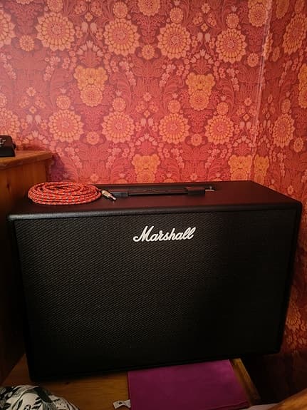 Marshall CODE 100 Förstärkare + Fotpedal – Helt i nyskick!