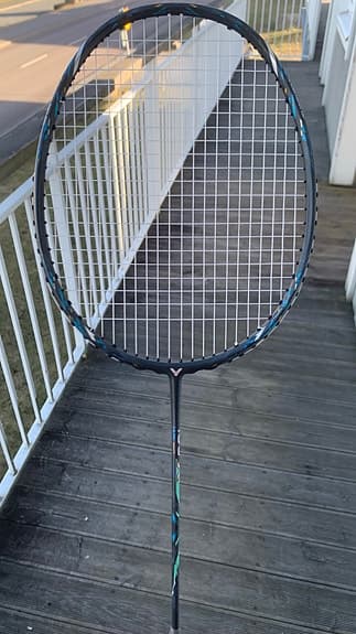 Victor AuraSpeed 100x ultra badmintonracket