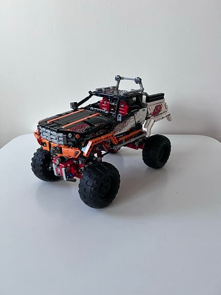 LEGO Technic 9398 4x4 Crawler