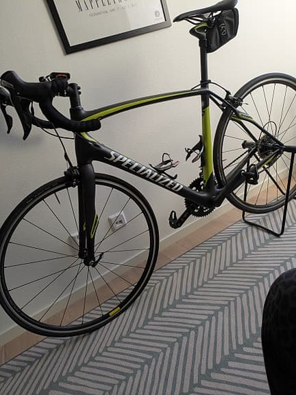 Racer Specialized Storlek L , Ram 56