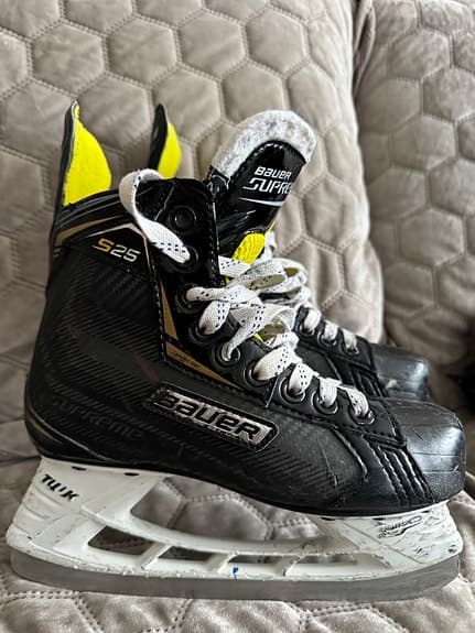 Bauer Supreme S25, strl 35.