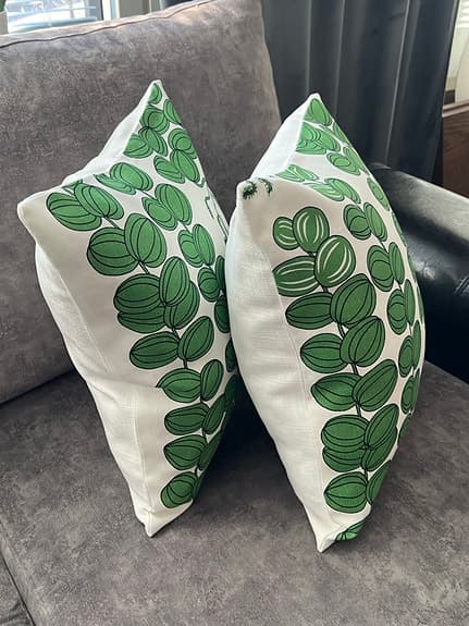 2st Kuddfodral/ Tyg Från Svenskt Tenn/ Josef Frank/ Celotocaulis