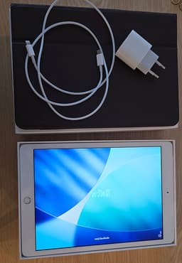 Apple iPad generation åtta surfplatta 32 GB silver