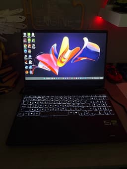 HP Victus 15.6” RYZEN 7 7445HS RTX 4050 16 GB DDR5 RAM