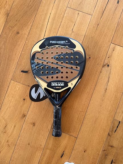 Softee Supreme 2.0 padelracket svart/guld