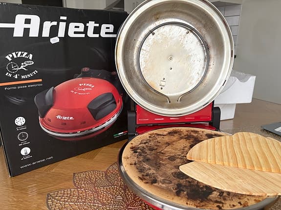 Ariete pizzaugn bänksmodell röd