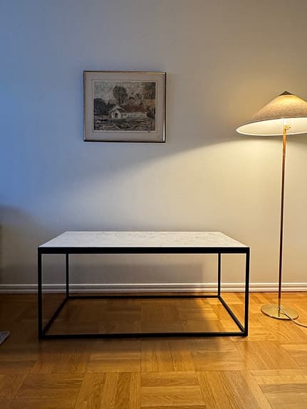 Soffgrupp med marmorbord grå