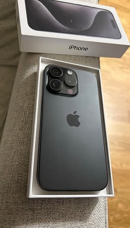 iPhone 15 Pro (128GB)