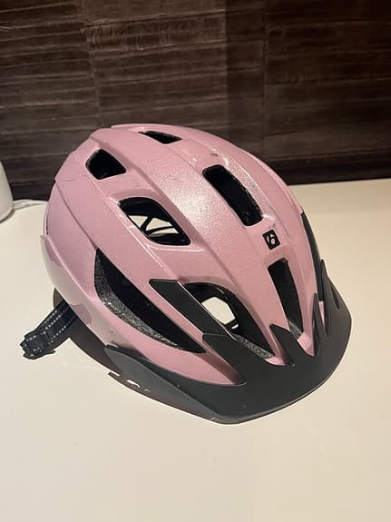 Bontrager cykelhjälm rosa med MIPS str 41-58cm