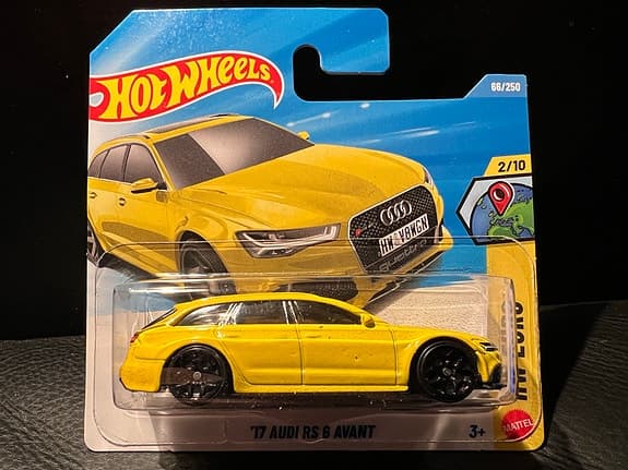 Hot Wheels ’17 Audi RS 6 Avant leksaksbil gul