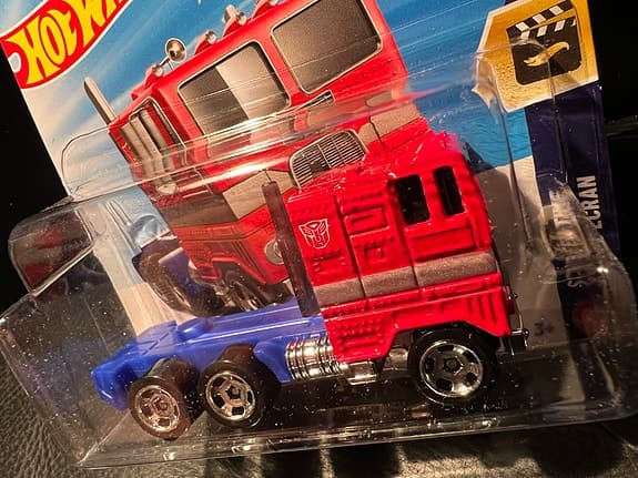 Transformers Optimus Prime Hot Wheels