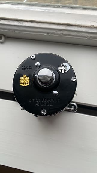 Abu Garcia Ambassadeur 9000CL fiskerulle svart