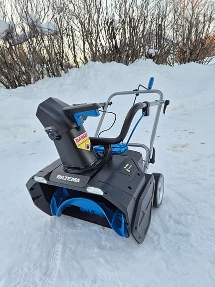 Batteridriven snöslunga inklusive dubbla batterier och laddare