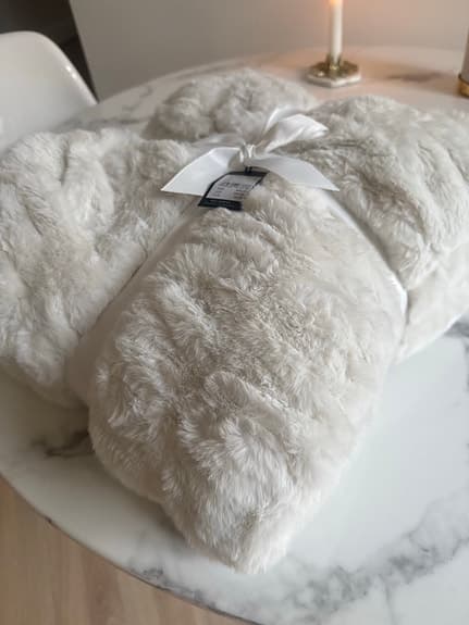 Hemtex Filten Manhattan pläd 130x170 cm vit polyester