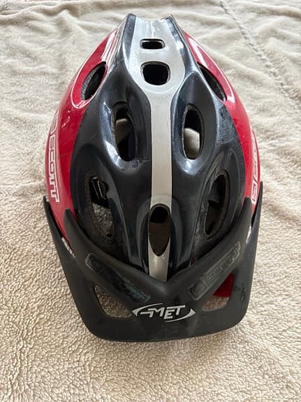 MET Scott cykelhjälm röd svart