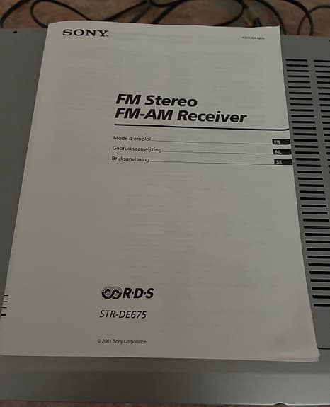 Sony STR-DE675 FM stereo FM-AM receiver silver