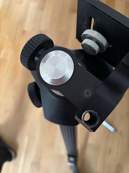 Stabilt kamerastativ med väska