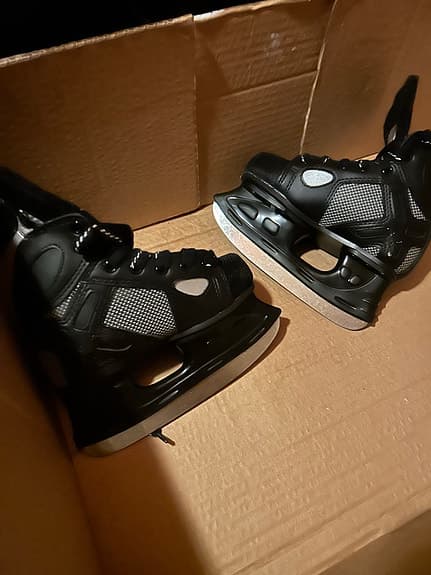 Revolution F2 skridskor barn storlek 28 svart