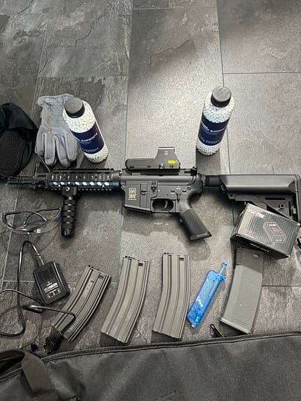 Air soft m4 med tillbehör