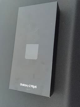 Samsung Galaxy Z Flip5