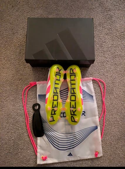 Adidas Predator fotbollsskor