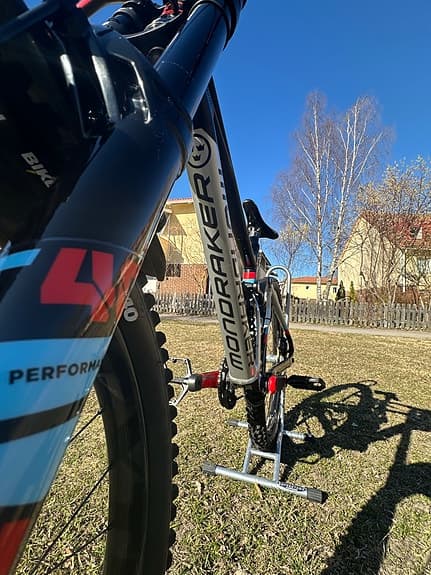 Mondraker Summum RR Downhill. Mullet