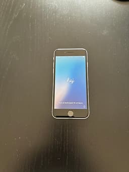 Apple iPhone SE (2-3 gen) smartphone 64 GB svart