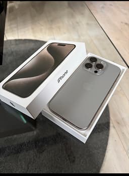 Apple iPhone 16 Pro Max smartphone 256 GB silver