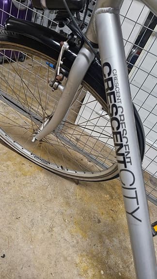 Herr Crescent city 28 tum 3 växar