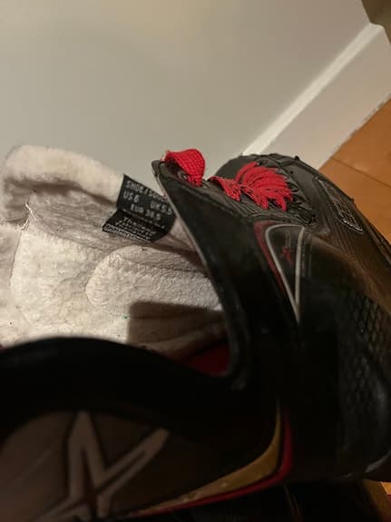 Bauer Vapor ishockeyskridskor storlek 38 svart röd