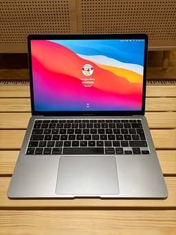 MacBook Air M1 8GB