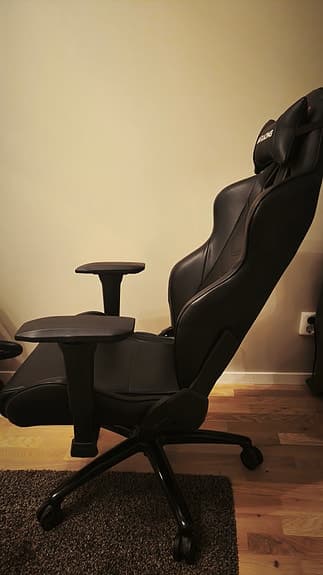 Gamingstol AKRACING OVERTURE