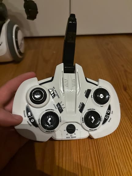 op 01 leksaks robot