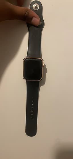 Apple Watch Series 4 40mm Rose Gold – Barely Used