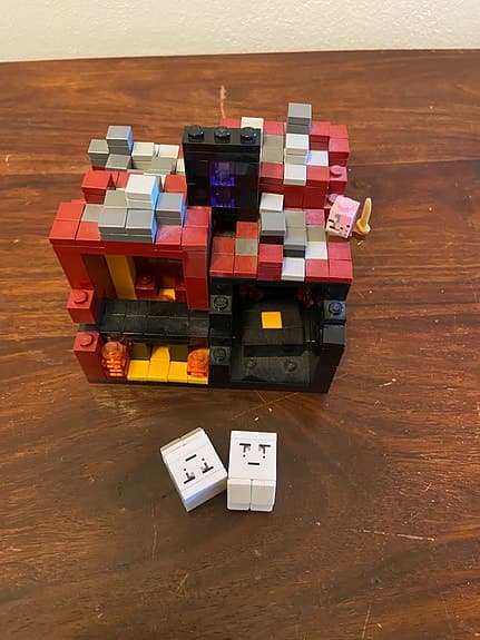 LEGO 21106 Minecraft byggset The Nether