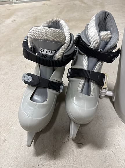 CCM Tyke ställbara skridskor barn storlek 30-33