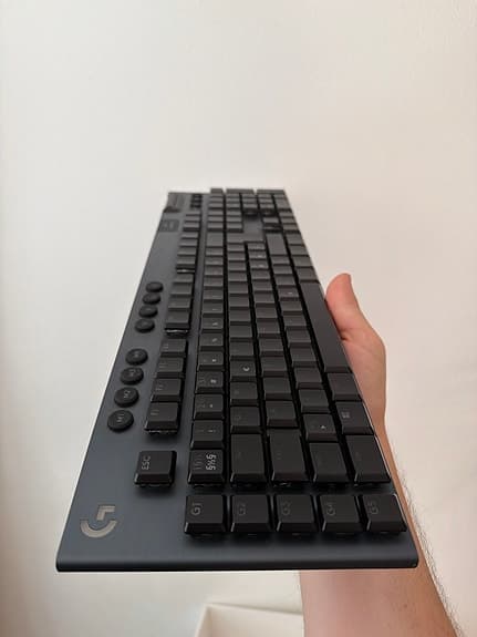 Logitech G915 Lightspeed (Clicky) sv