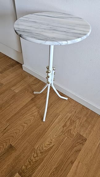 marmorbord, litet nätt!