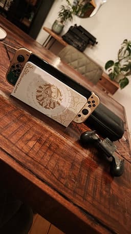 Nintendo Switch Oled - Legend of Zelda Tears of the Kingdom