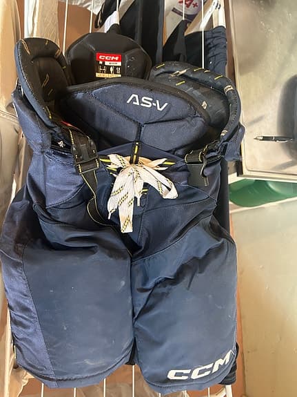Ccm tacks as-v hockeybyxor