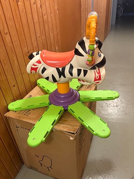 Fisher-Price leksakshäst zebra med snurrbas