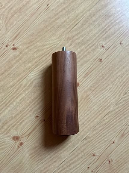 4st sängben Carpe Diem, 17cm valnöt