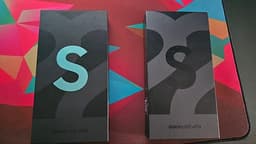 2 st Samsung Galaxy S22 Ultra 256GB – svart / grön