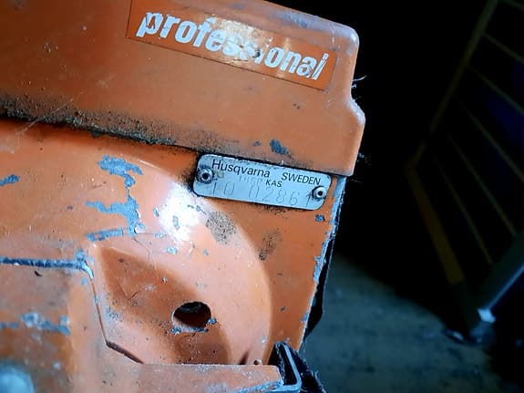 Husqvarna buskröjare.