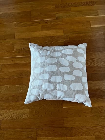 Dots Fine Little Day kuddfodral