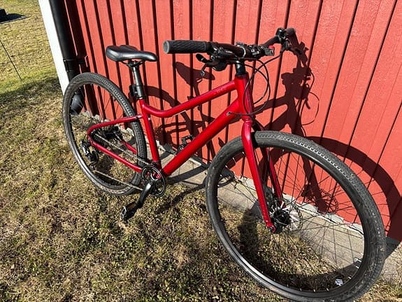 White hybridcykel för 9-12år (upp till ca 160cm längd)