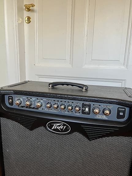 Förstärkare elgitarr Peavey VYPYR 75 W