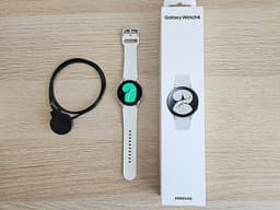 Samsung Galaxy Watch4 (40mm) - Grey